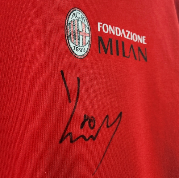 AC Milan Yunus Musah - Hooded Sweatshirt (2023) - Signed - Picture 3 of 6